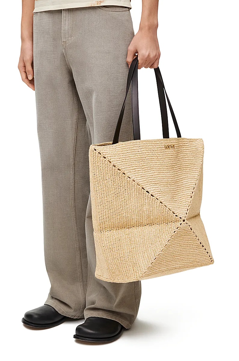 Loewe Extra-large Puzzle Fold Shoulder Bag In Nude