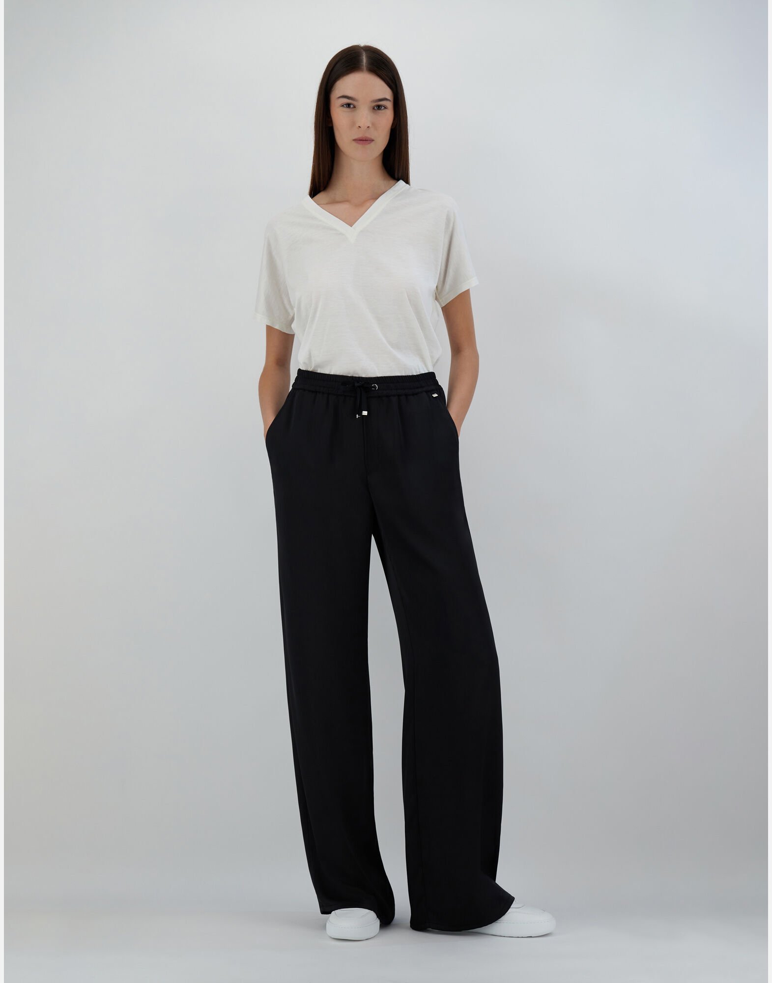 Herno Blue Pants With Elastic Drawstring Waist In Tech Fabric Woman In Black