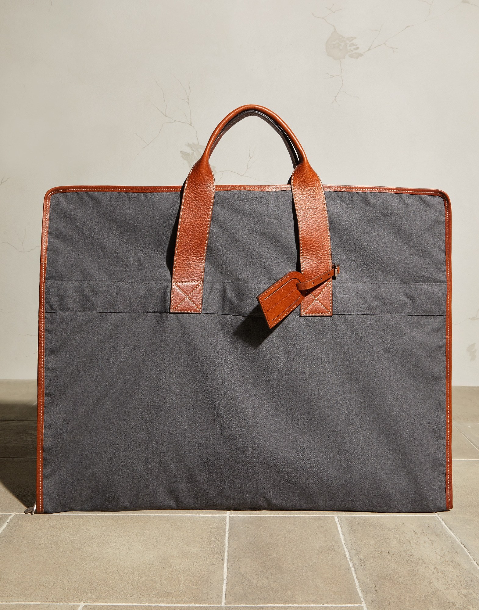 Brunello Cucinelli Bi-fold Suit Carry Bag In Black