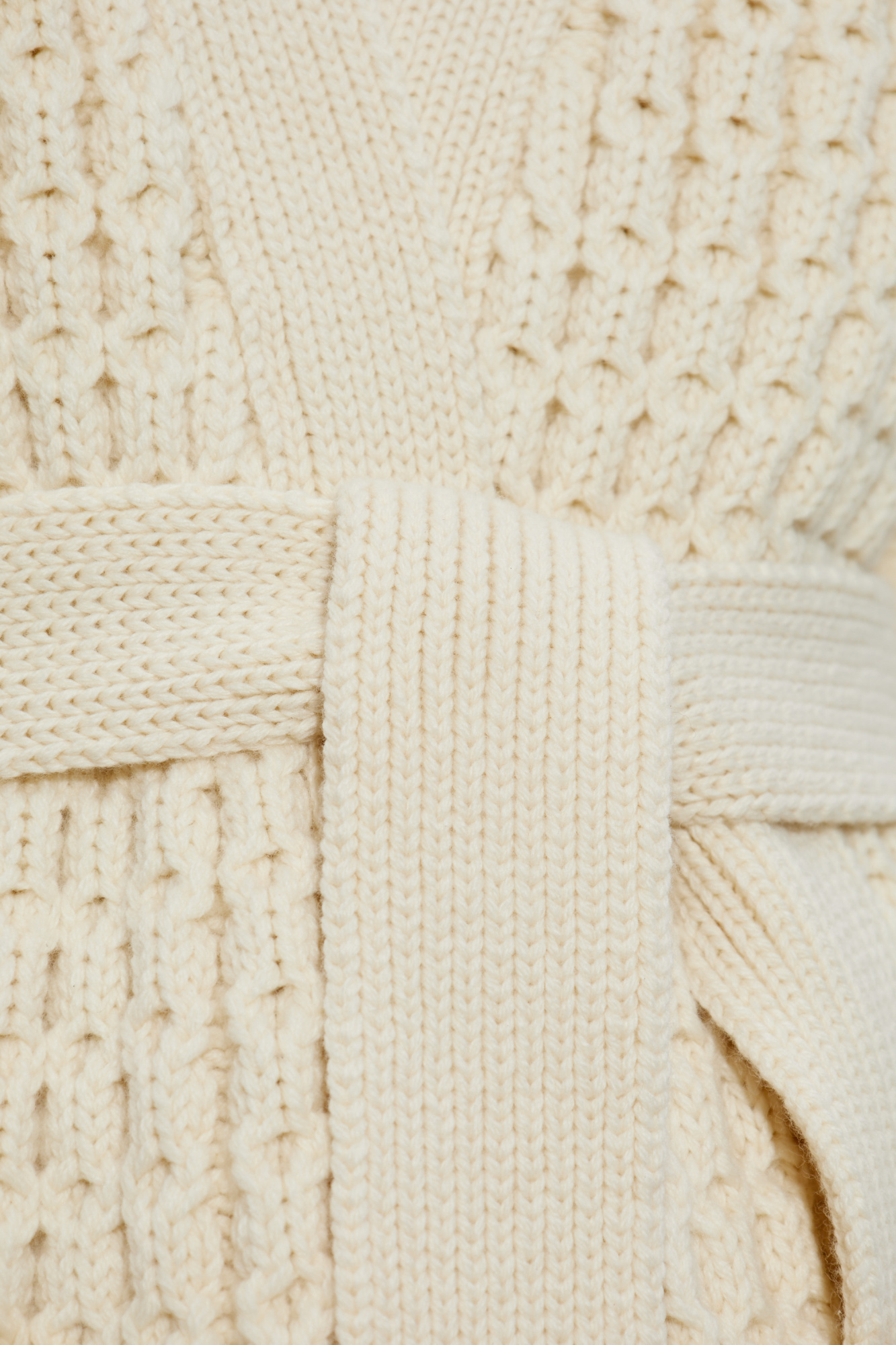 ALAÏA LONG-SLEEVED SWEATER