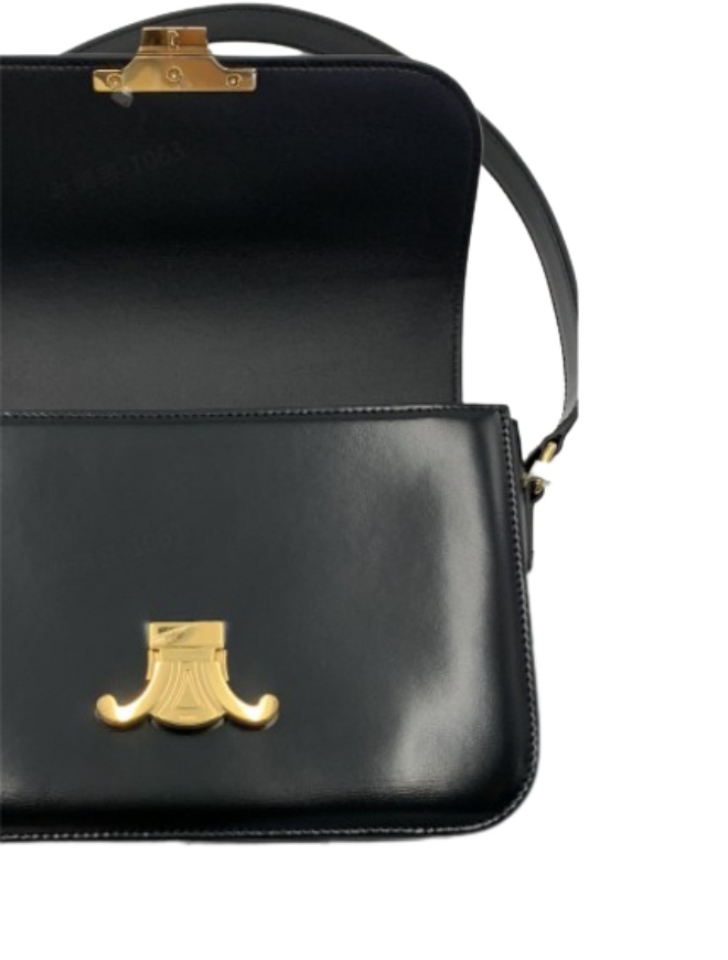 Celine Medium Triomphe Bag In Black