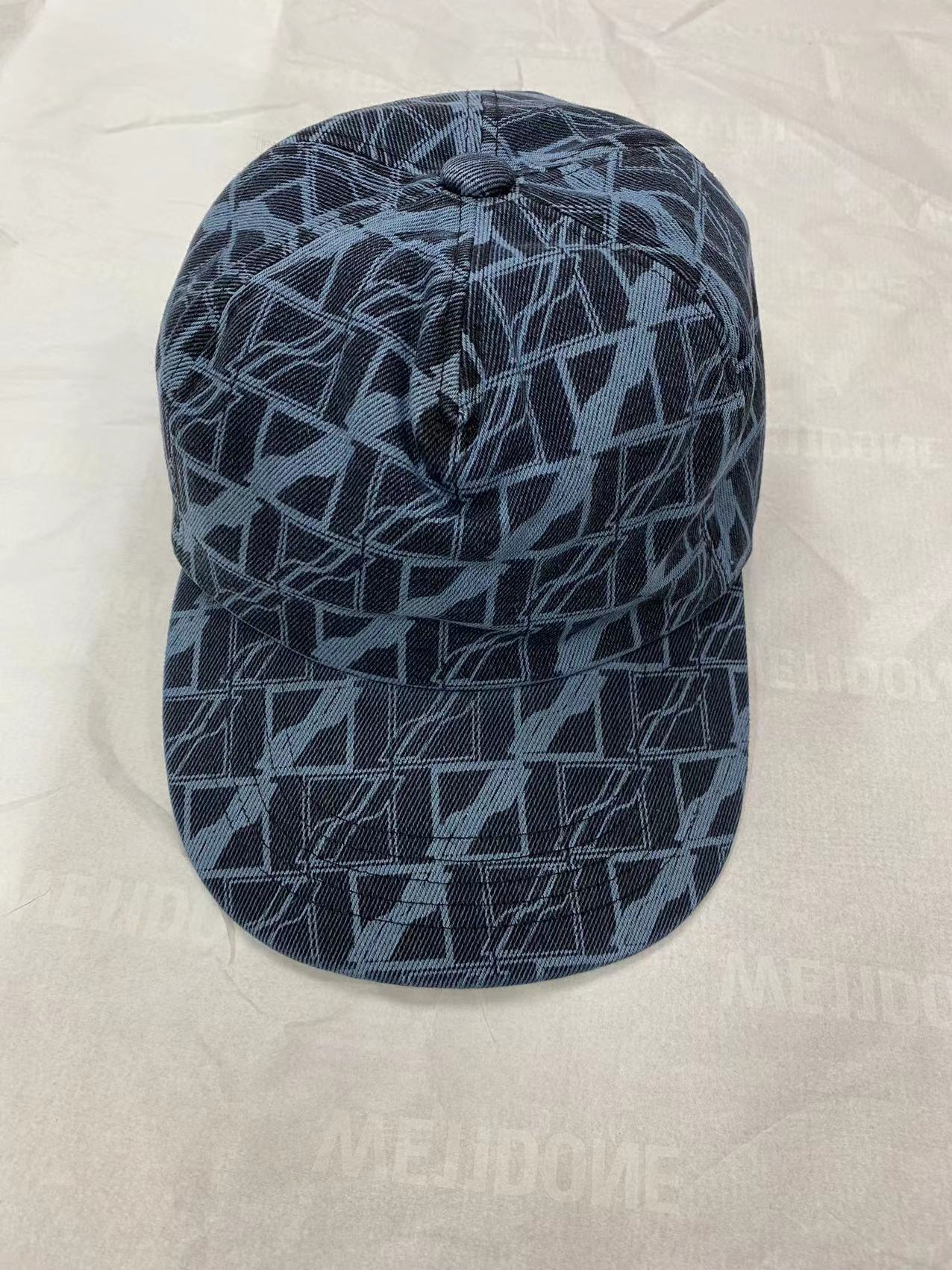 We11 Done Logo Baseball Hat In Black