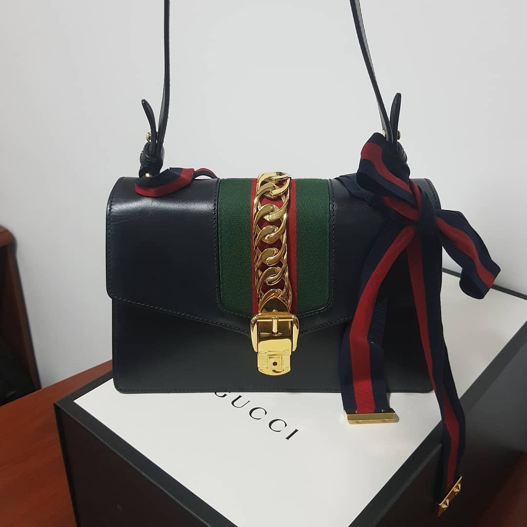 Gucci Sylvie Series Small Shoulder Backpack In Black
