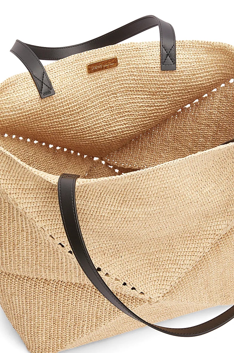 Loewe Extra-large Puzzle Fold Shoulder Bag In Nude