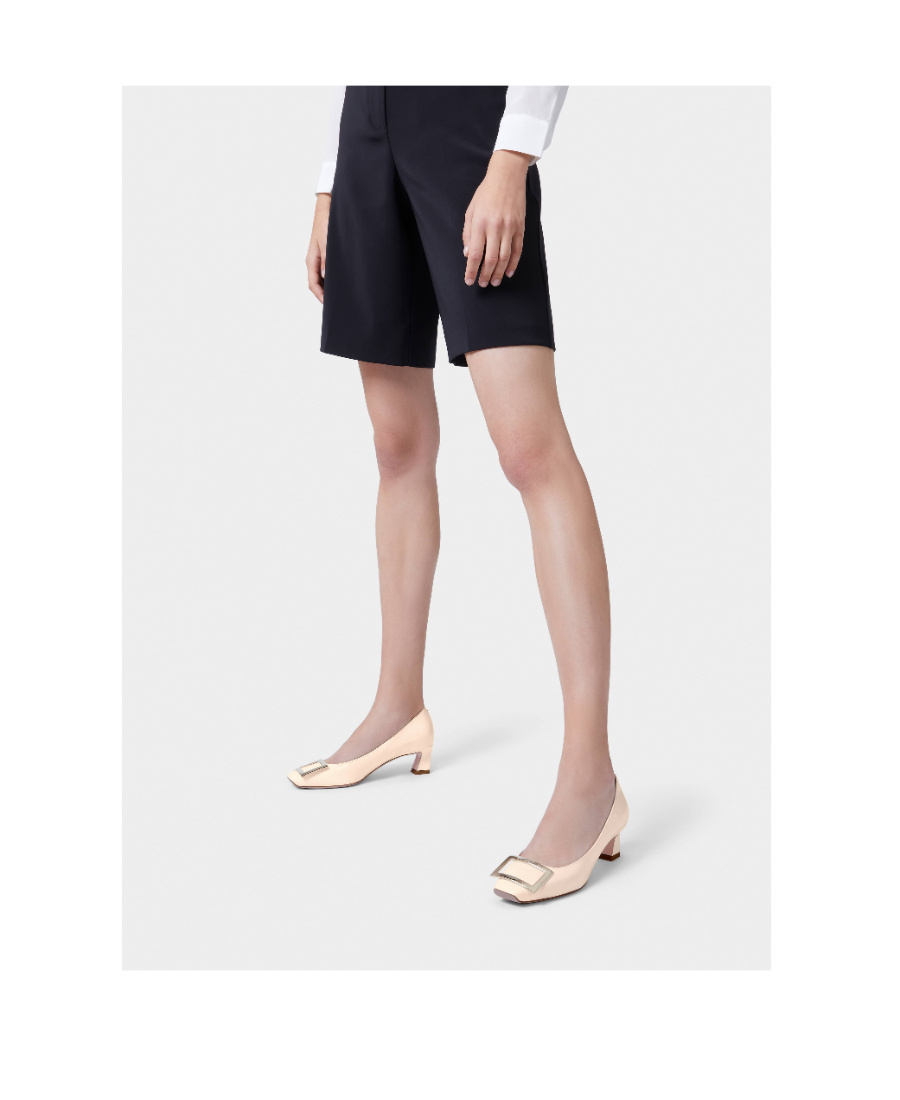 Roger Vivier Trompette Embellished Buckle Pumps In White