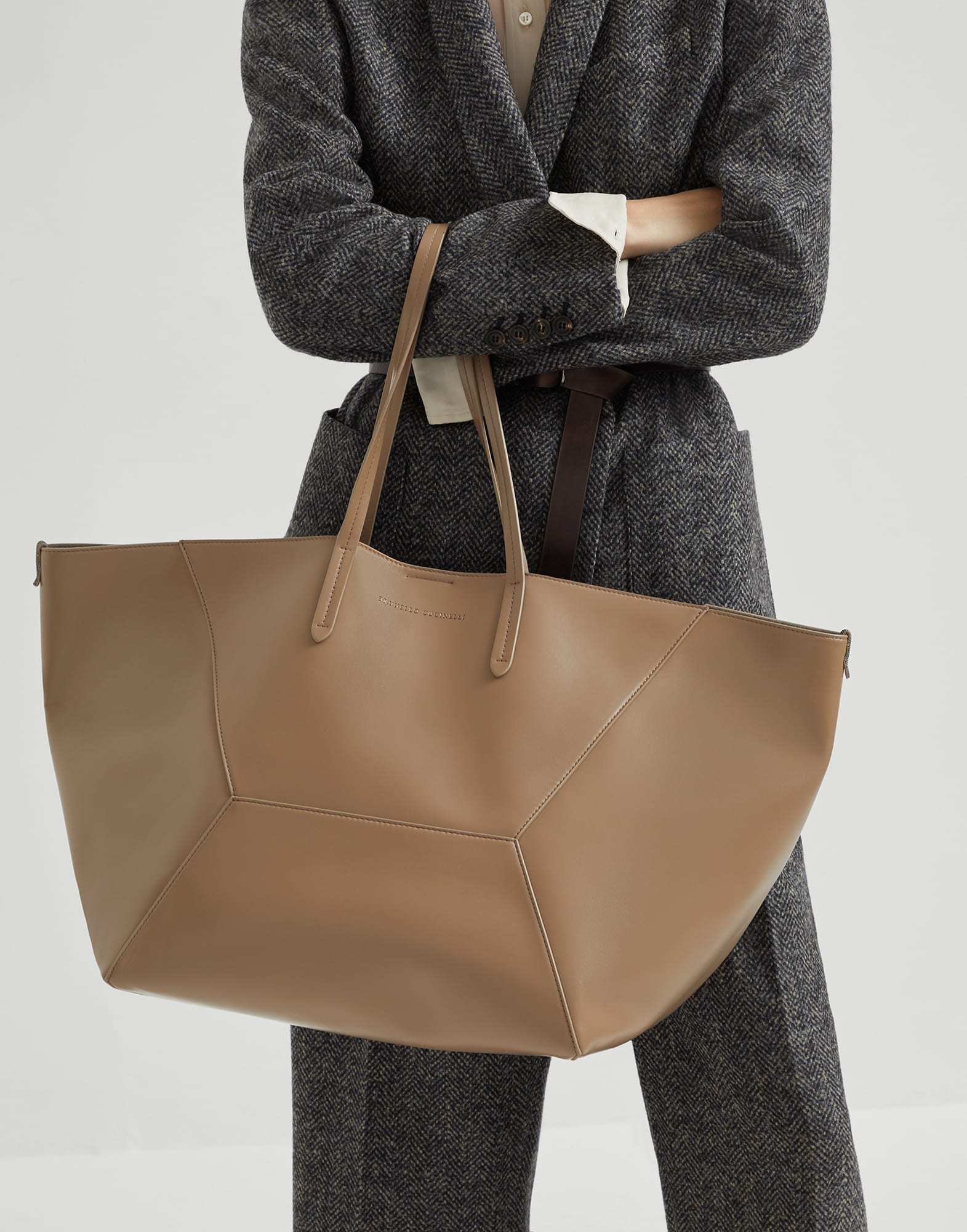 Brunello Cucinelli Bc Duo Calfskin Tote Bag In Brown