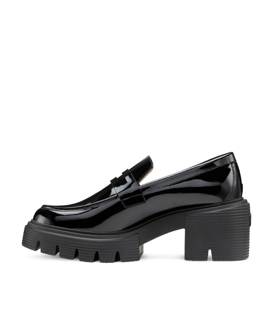 Stuart Weitzman Sleek Moccasin Flat Shoes With Chunky Platform And Timeless Design In Black