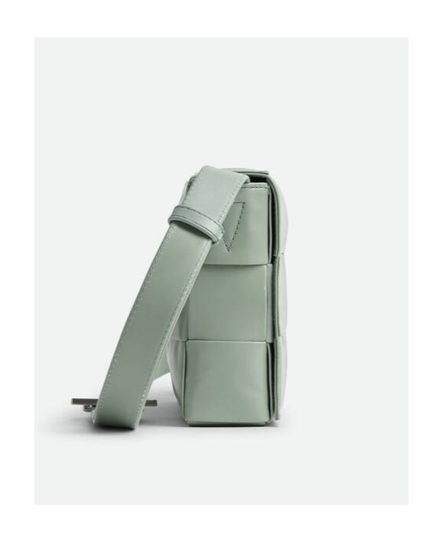 Bottega Veneta Medium Cassette Crossbody Bag In Gray