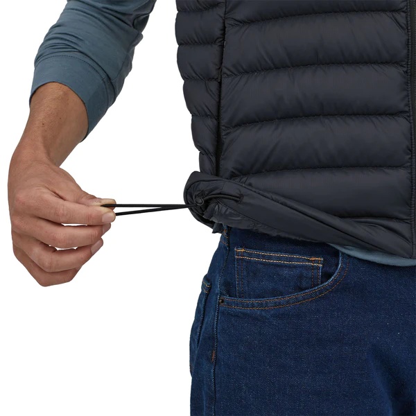 Patagonia Logo-patch Feather-down Gilet In Black