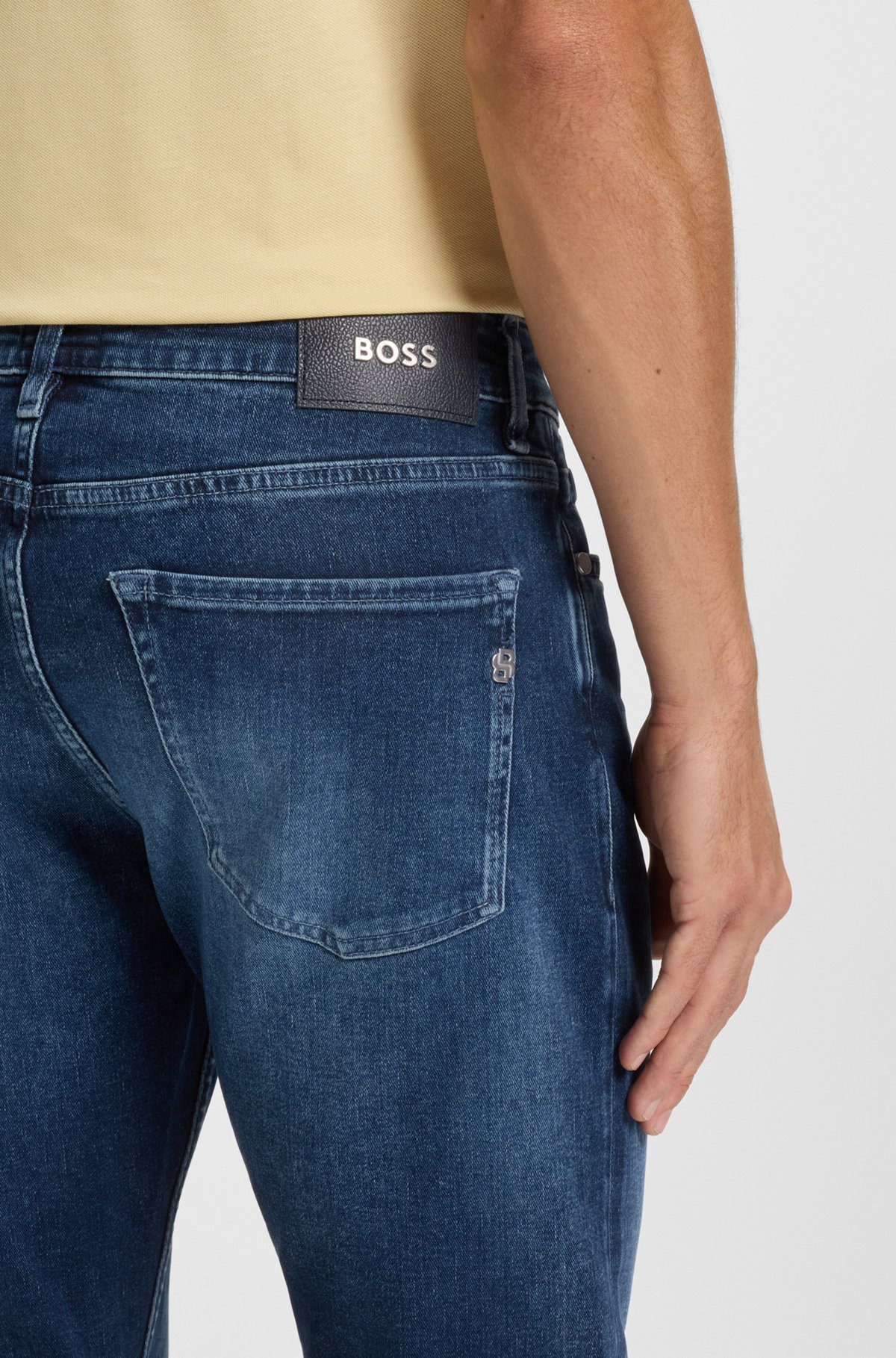 Hugo Boss Slim-fit Jeans In Rinse-washed Comfort-stretch Denim In Blue