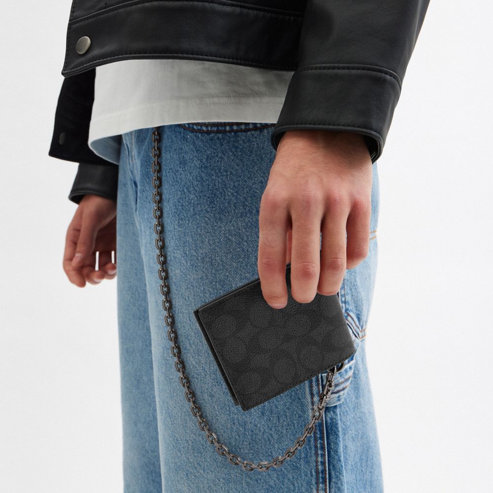 Coach Folding Wallet With Chain In Black