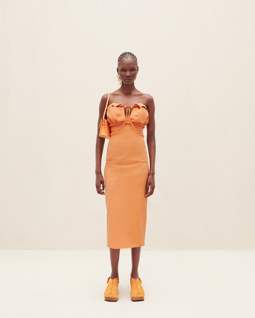 Jacquemus 231dr042 1084 750 In Orange
