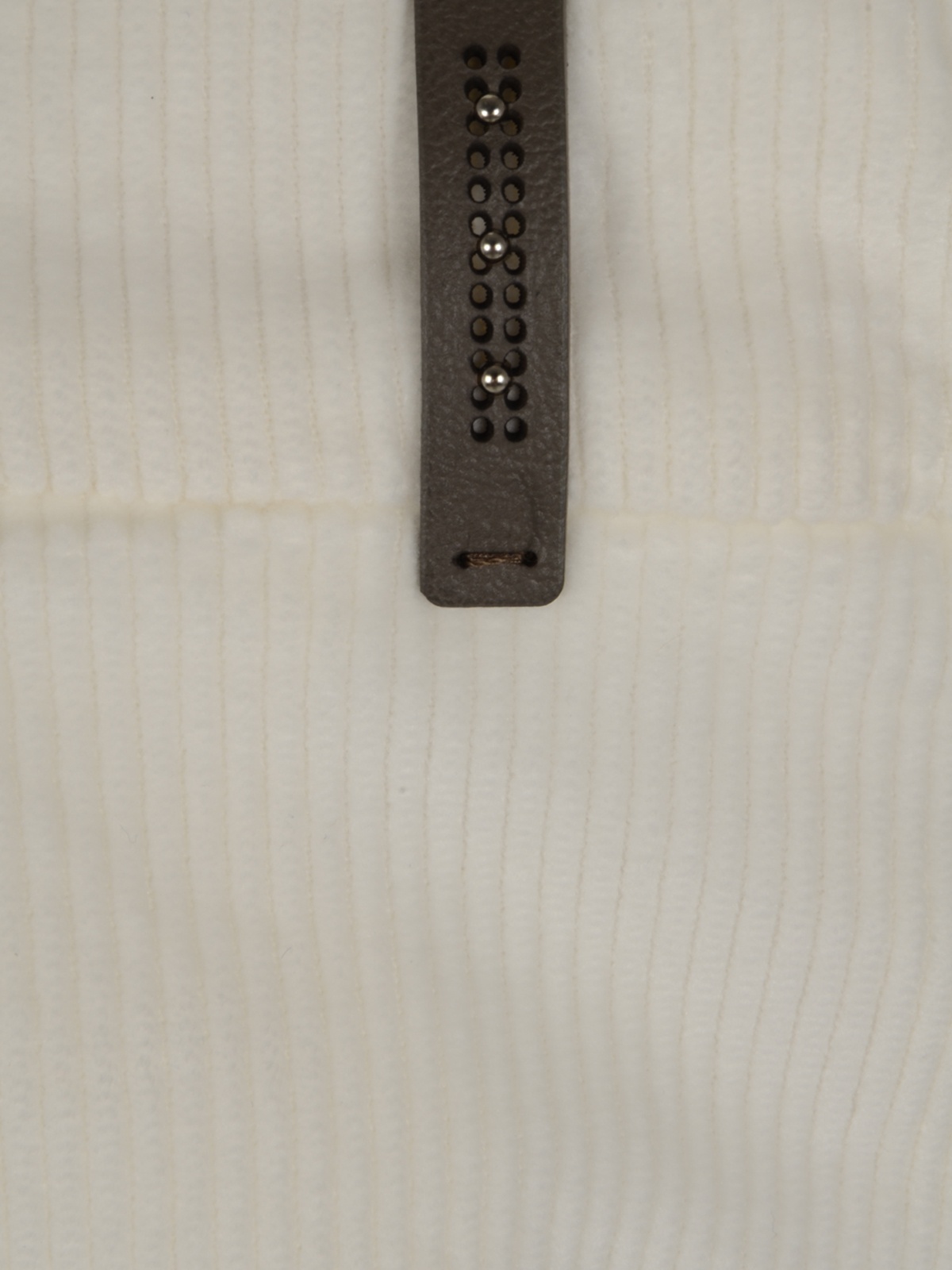 Peserico Pleat-detail Cropped Trousers In White