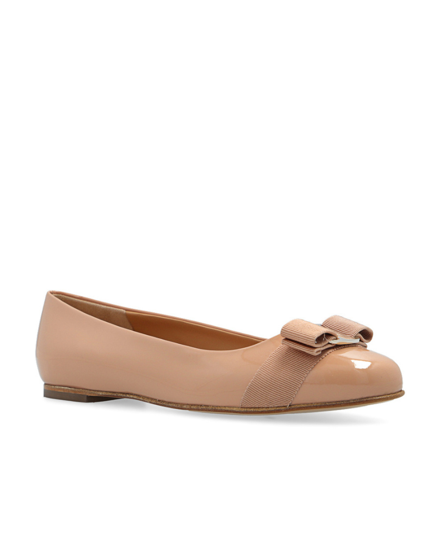 Ferragamo Varina Bow-detailed Patent-leather Ballet Flats In Brown