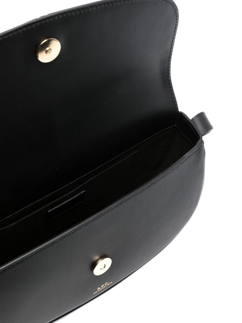 Apc Betty Leather Shoulder Bag In Black