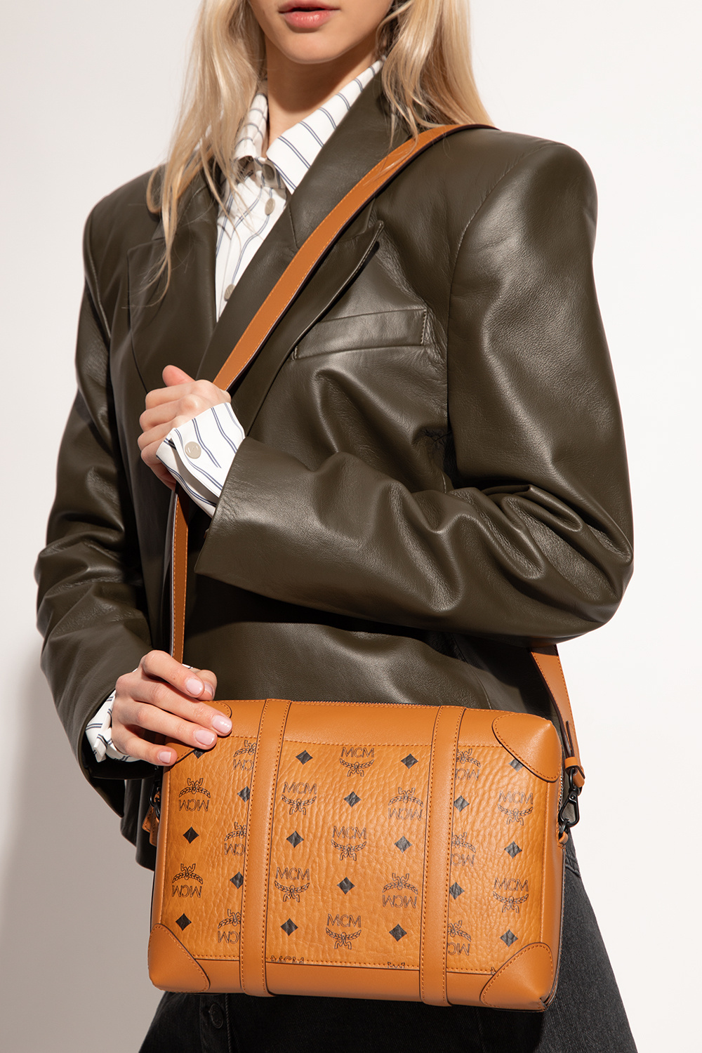 Mcm Logo Shoulder Bag In Brown