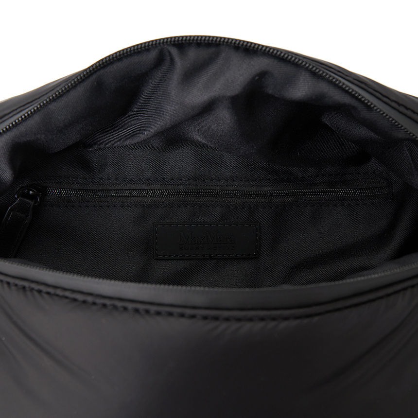 Max Mara Zippered Waist Pack In Black