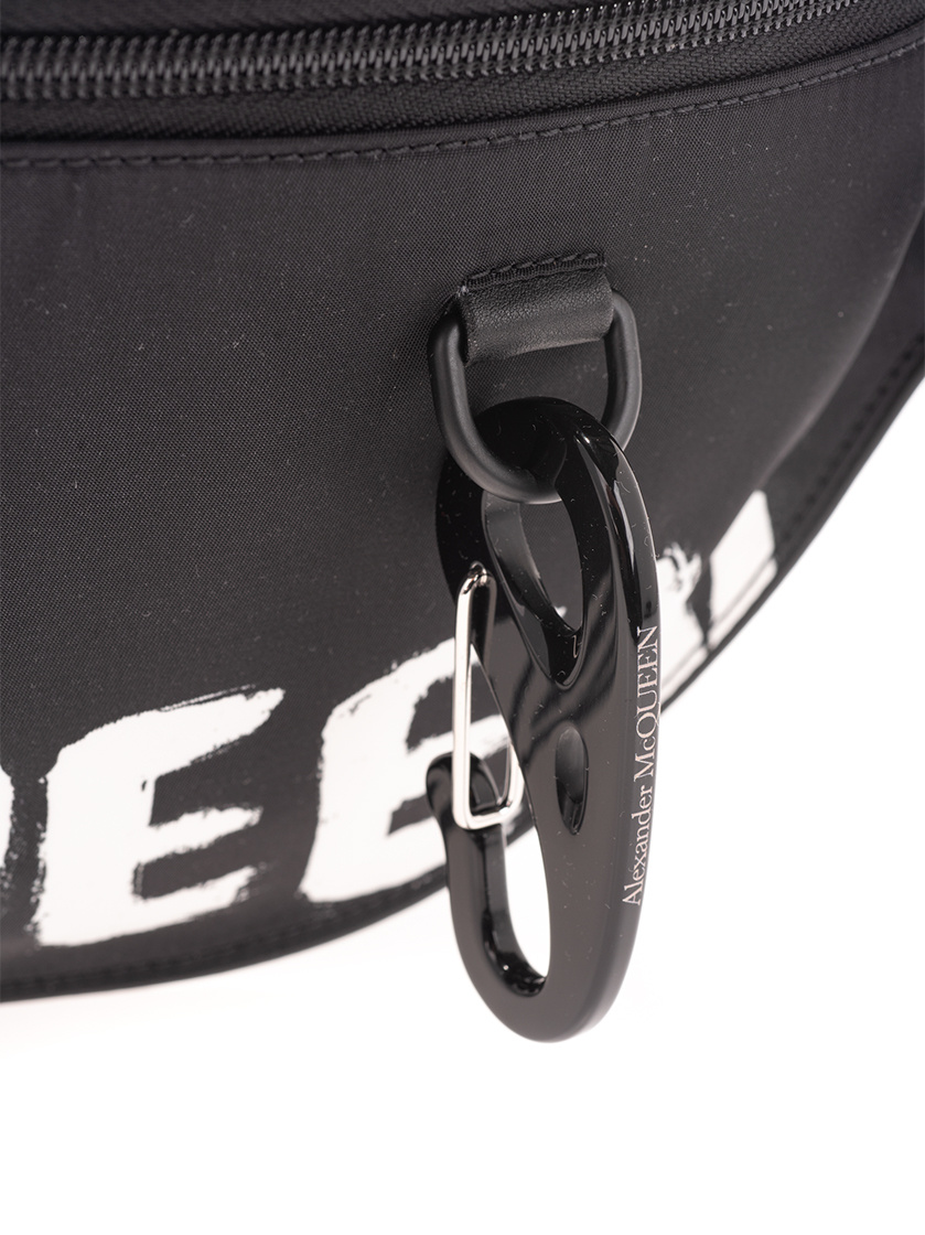 Alexander Mcqueen Graffiti Logo Belt Bag In Black