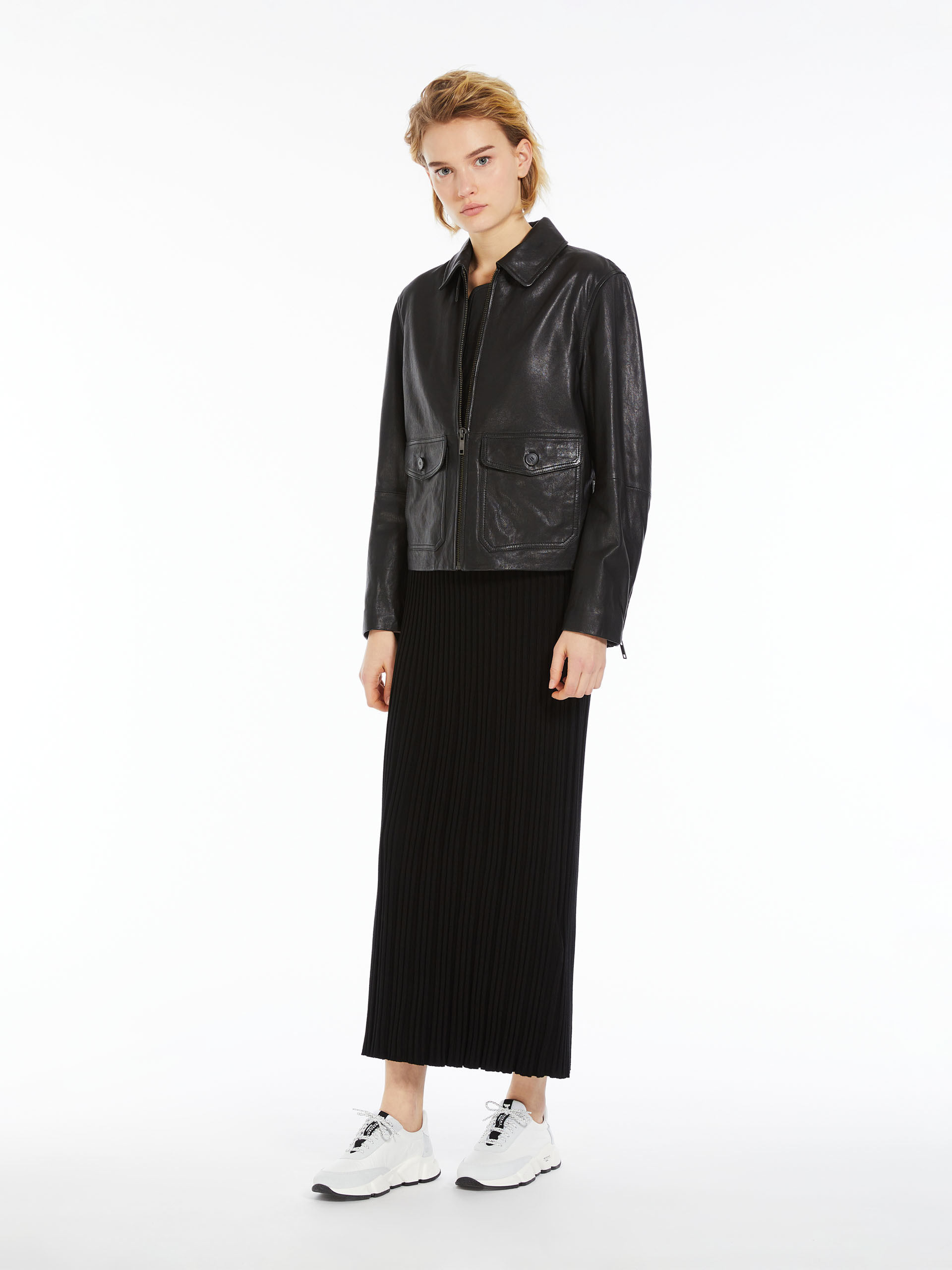 Weekend Max Mara Pocket Details Leather Jacket In Black