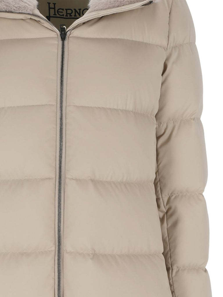 Herno Quilted Zipped Jacket In Nude