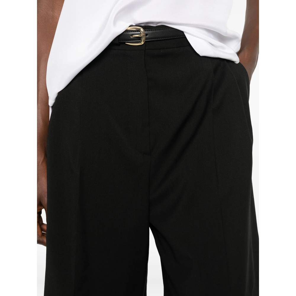 Max Mara Belt Loop Shorts In Black