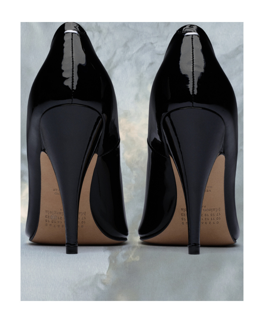 Maison Margiela Tabi Pointed Split-toe High Heels In Black