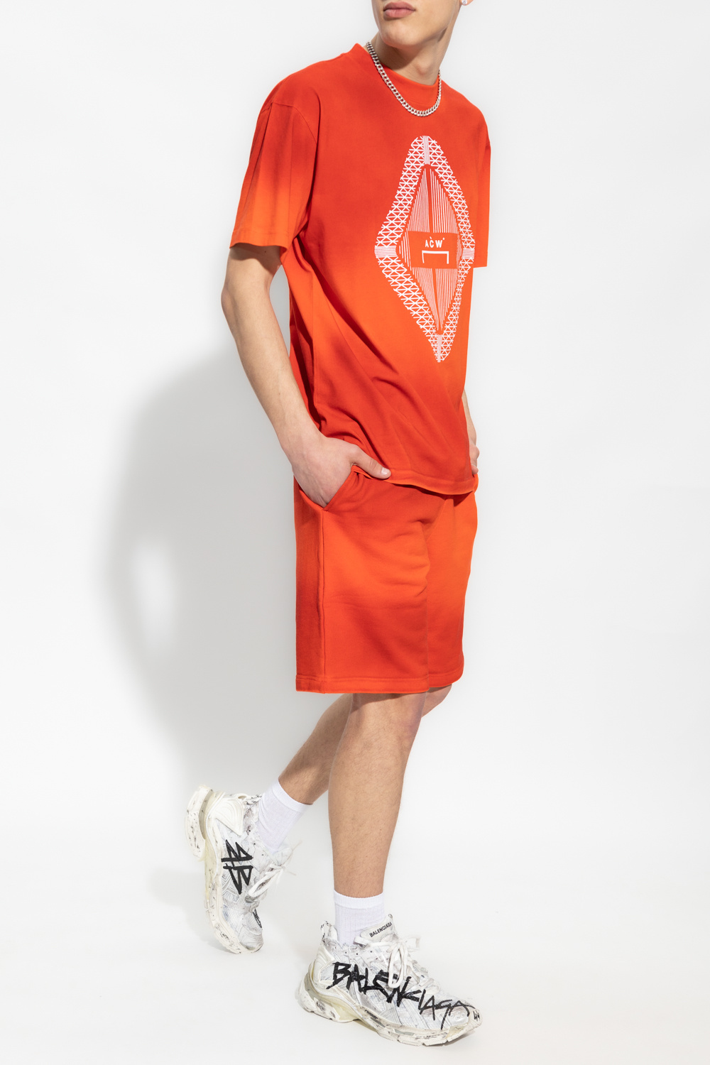 A-cold-wall* Gradient Logo-print T-shirt In Red