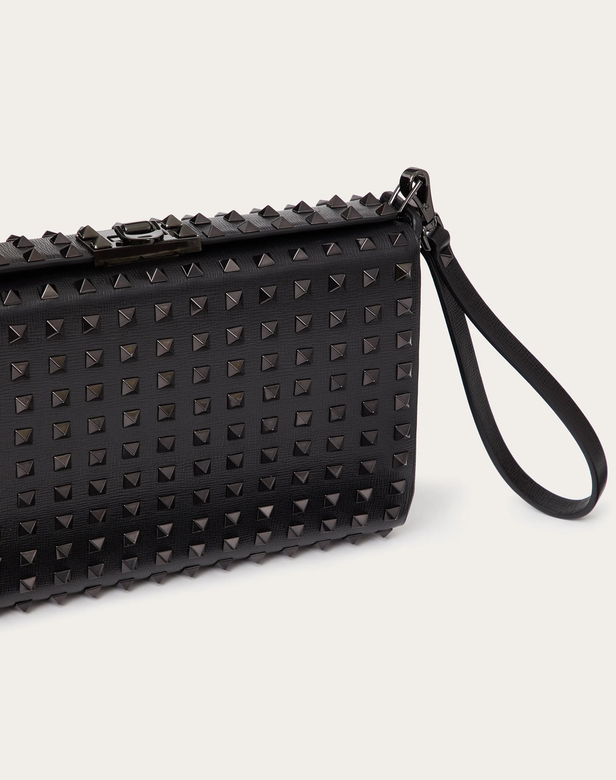 Valentino Rockstud Clutch Bag In Black