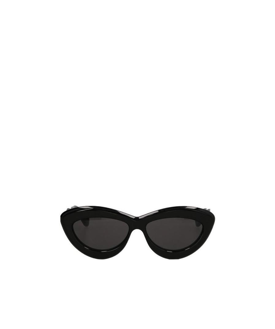 Loewe Curvy Lw 40096i 01a Cat Eye Sunglasses In Black