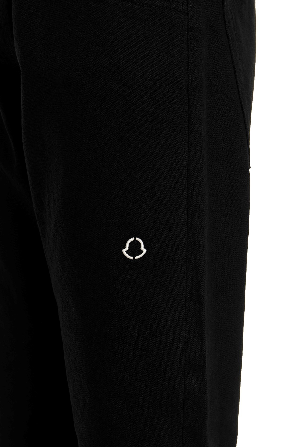 Moncler Micro-standard Denim Casual Pants In Black