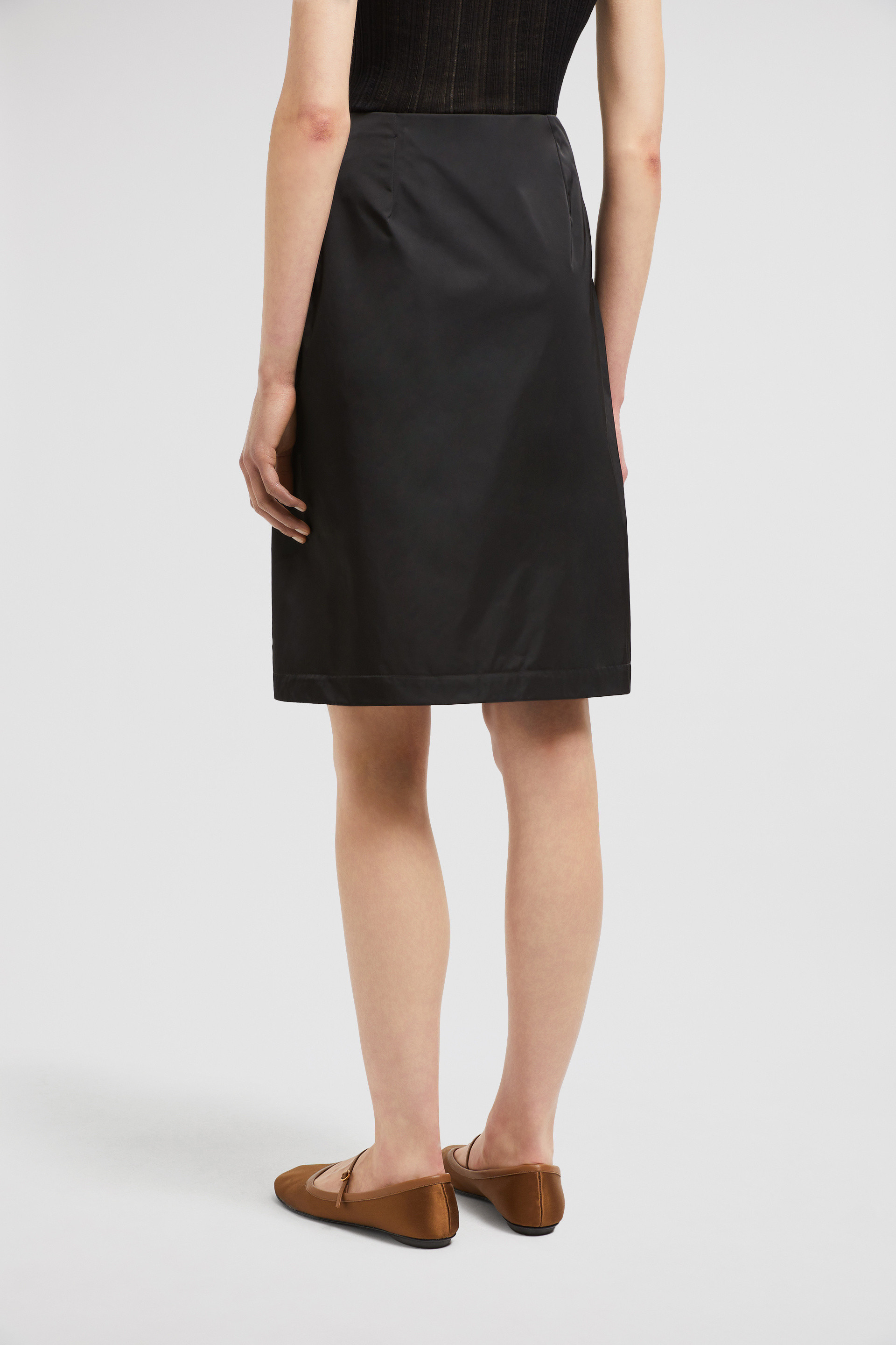Moncler Zippered Skirt In Black