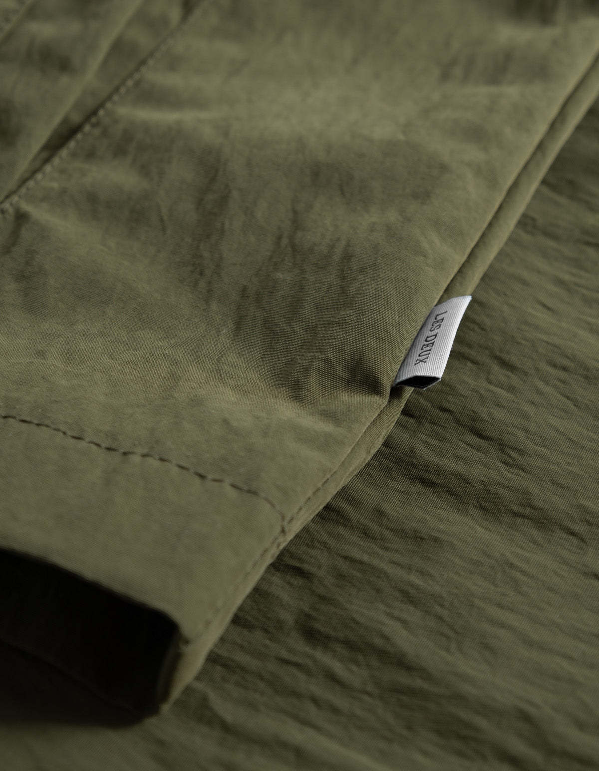 Les Deux Long-sleeved Pointed Collar Jacket In Green
