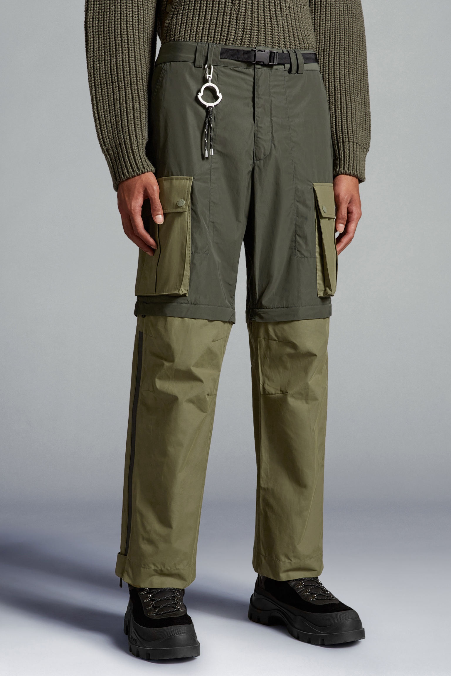 Moncler X Pharrell Williams Panelled Cargo Pants In Green