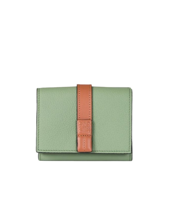 Shop Loewe Trifold Wallet In Green