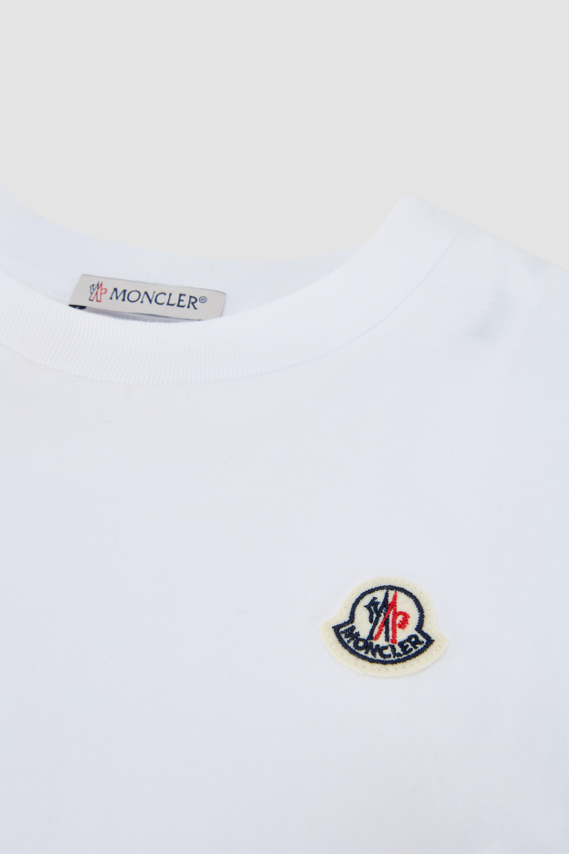 Moncler Logo Short-sleeved T-shirt In White