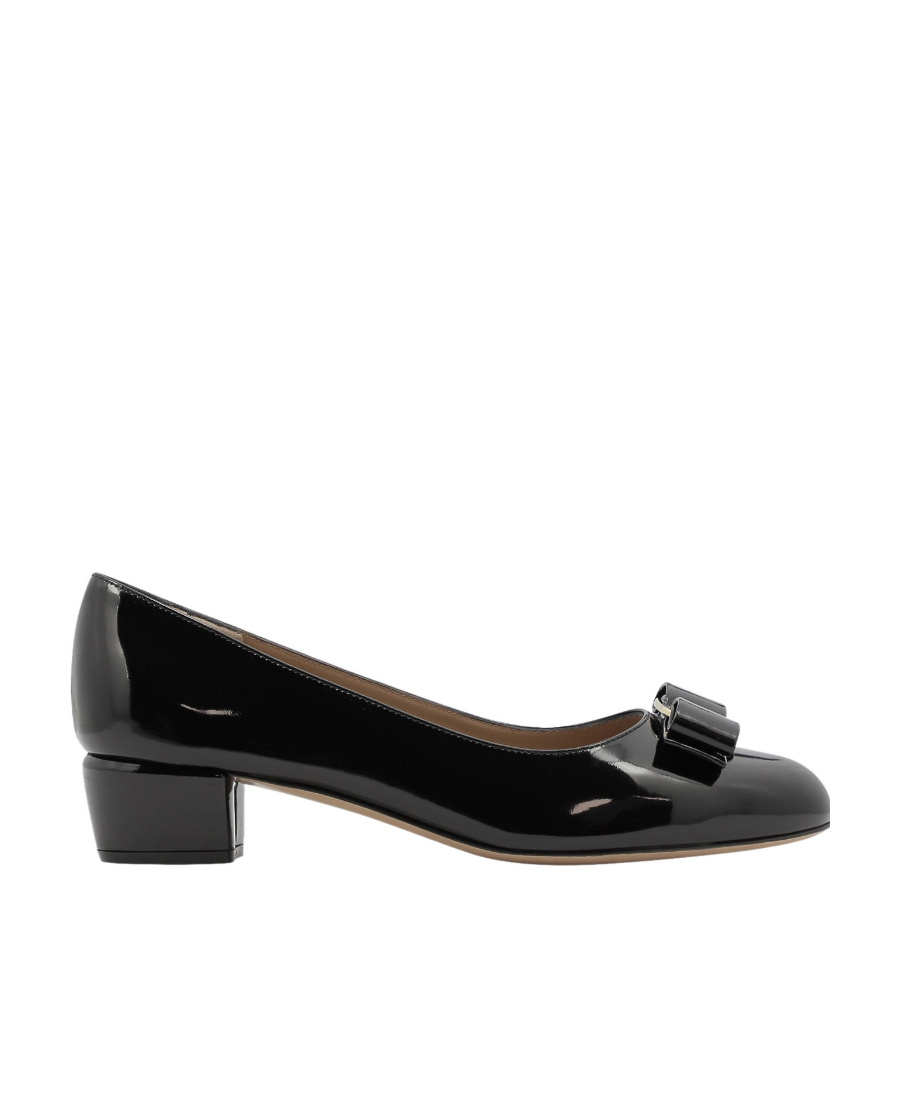 Ferragamo 'vara' Ballet Shoes In Black