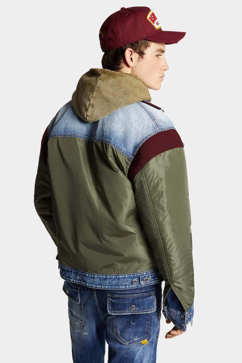 Dsquared2 Panelled Lightweight Jacket In Green
