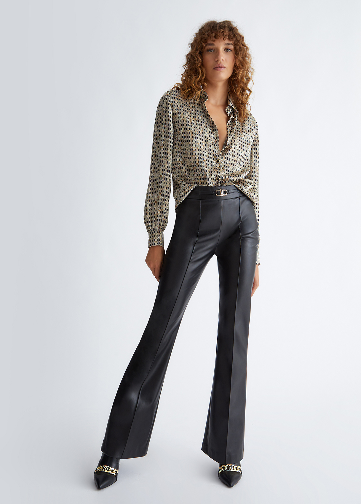 Liu •jo Satin-finish Geometric-pattern Shirt In Nude
