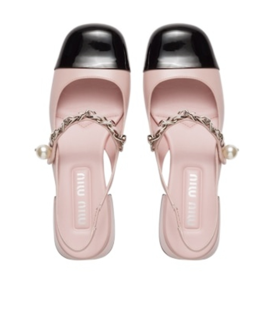 Miu Miu Exposed Heels And Low Heels In Nude