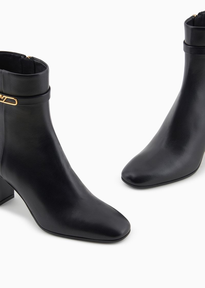 Emporio Armani Logo-plaque Ankle Boots In Black