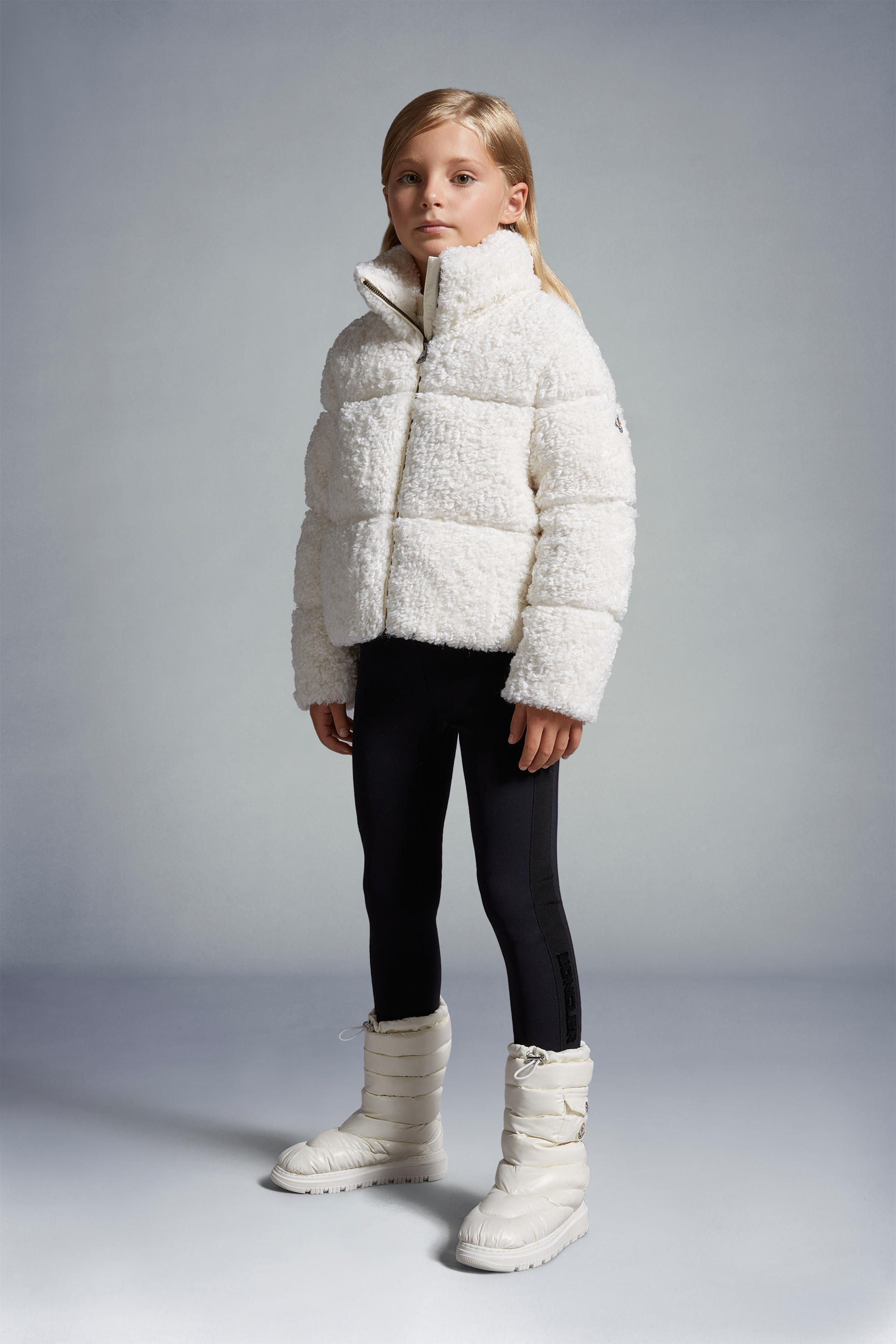 Moncler Logo-patch Elasticated Leggings In Black