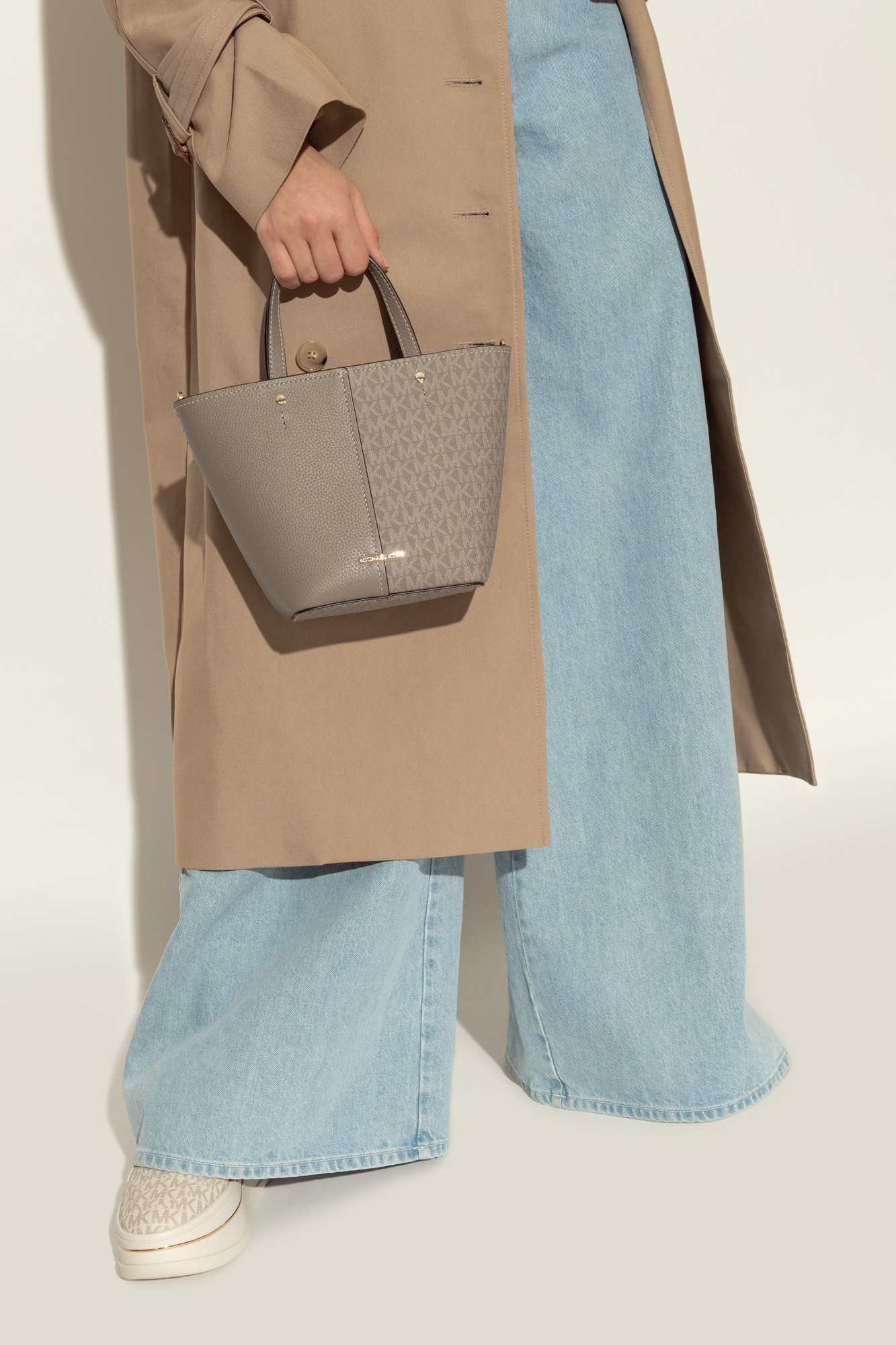 Michael Michael Kors Flora Shoulder Bag