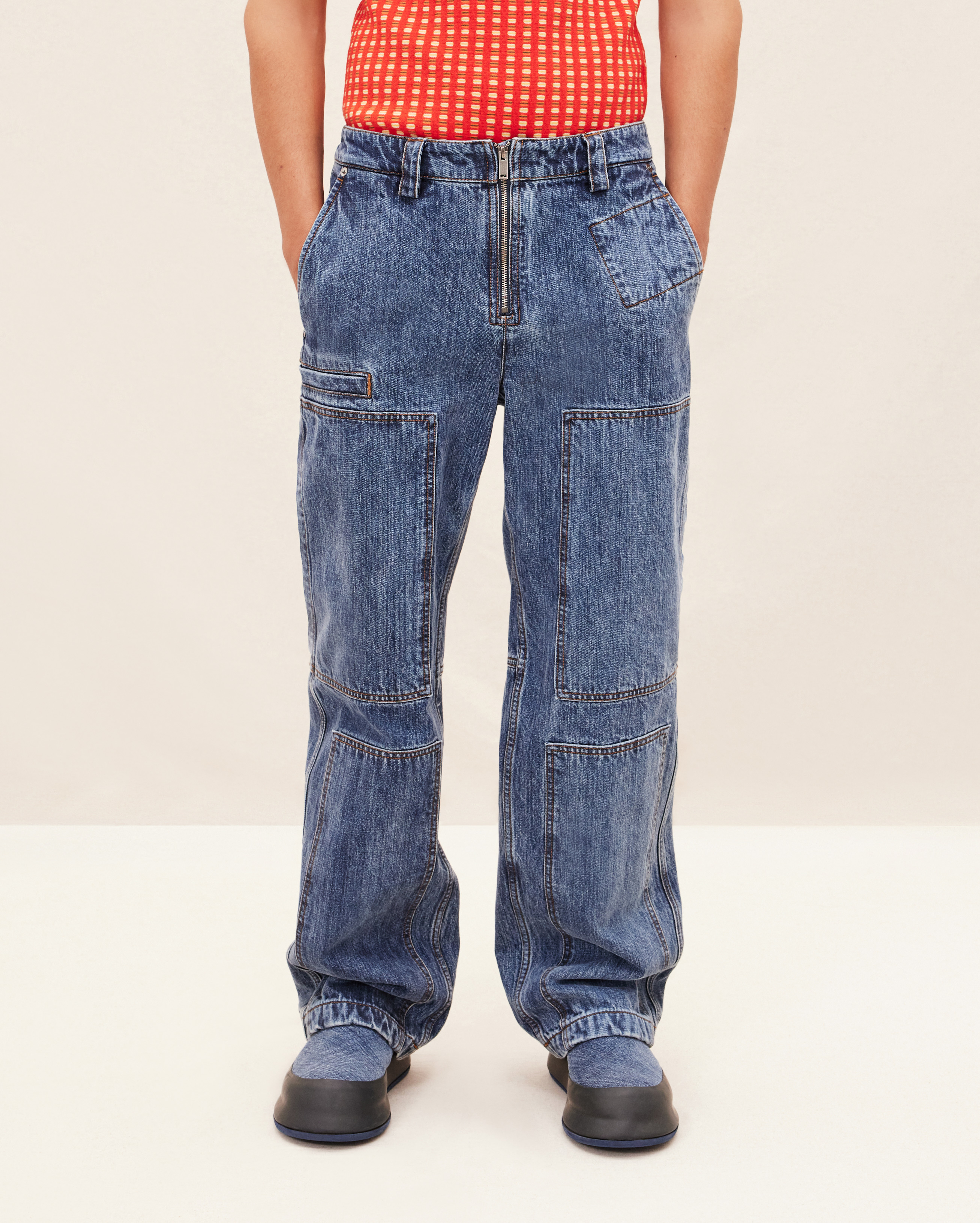 Jacquemus Le De Nimes Cargo Jeans In Blue