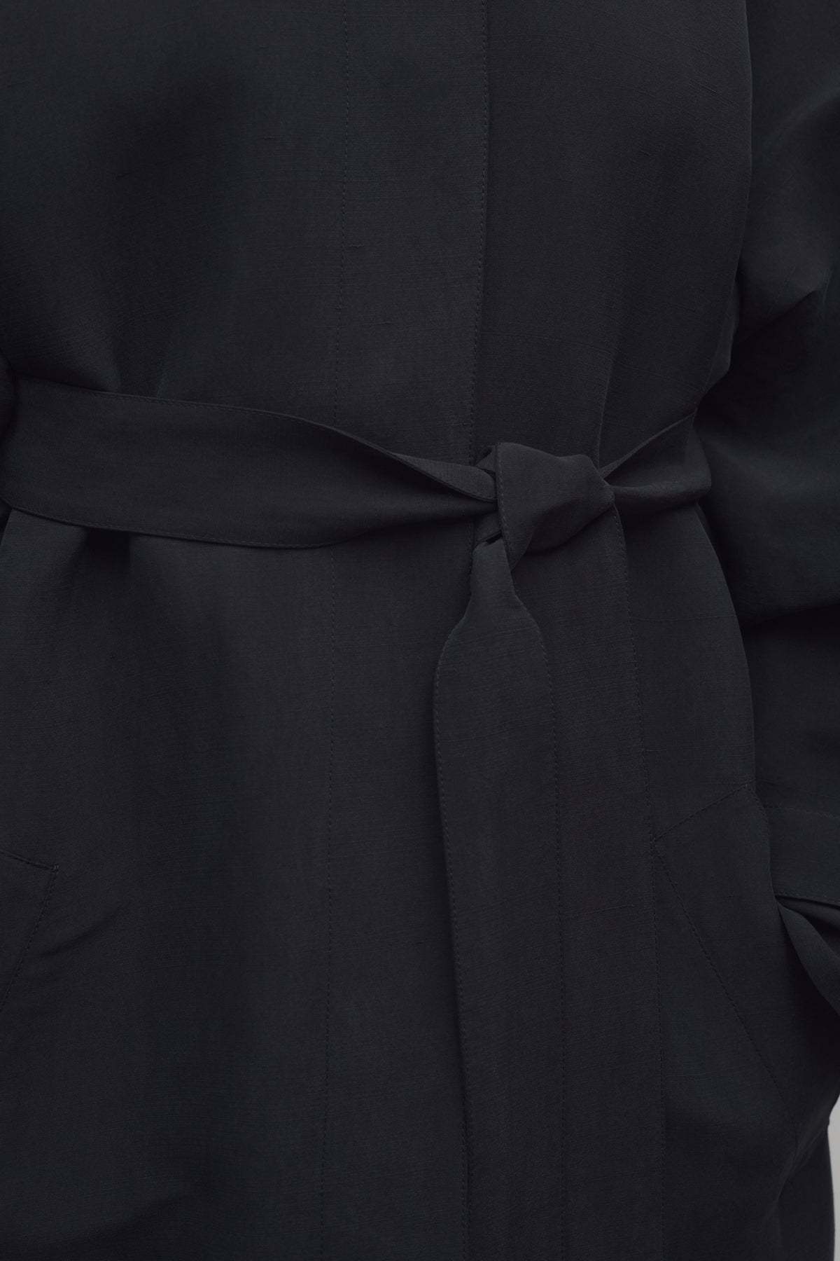 The Row Long Sleeve Coat In Black