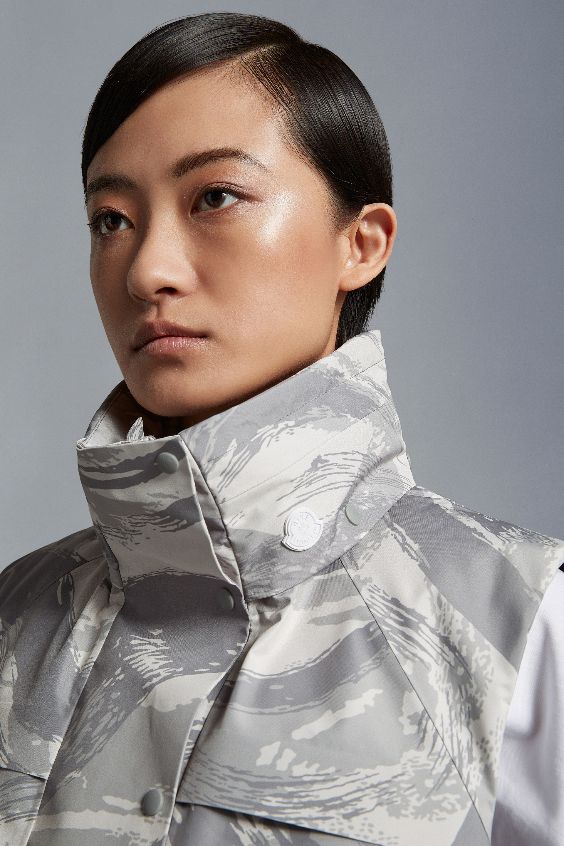 Moncler X Hyke Vanilis Padded Gilet In Gray