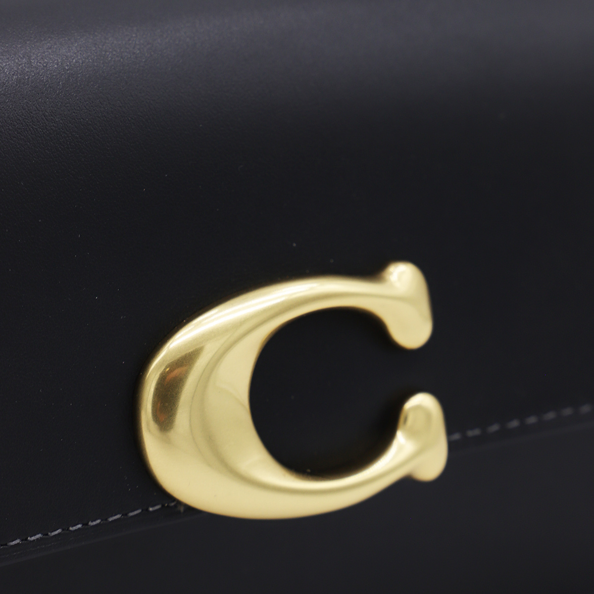 Coach Zoe Schultertasche In Black