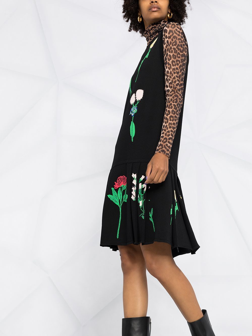 Moschino Inlaid Knitted Floral Dress In Black