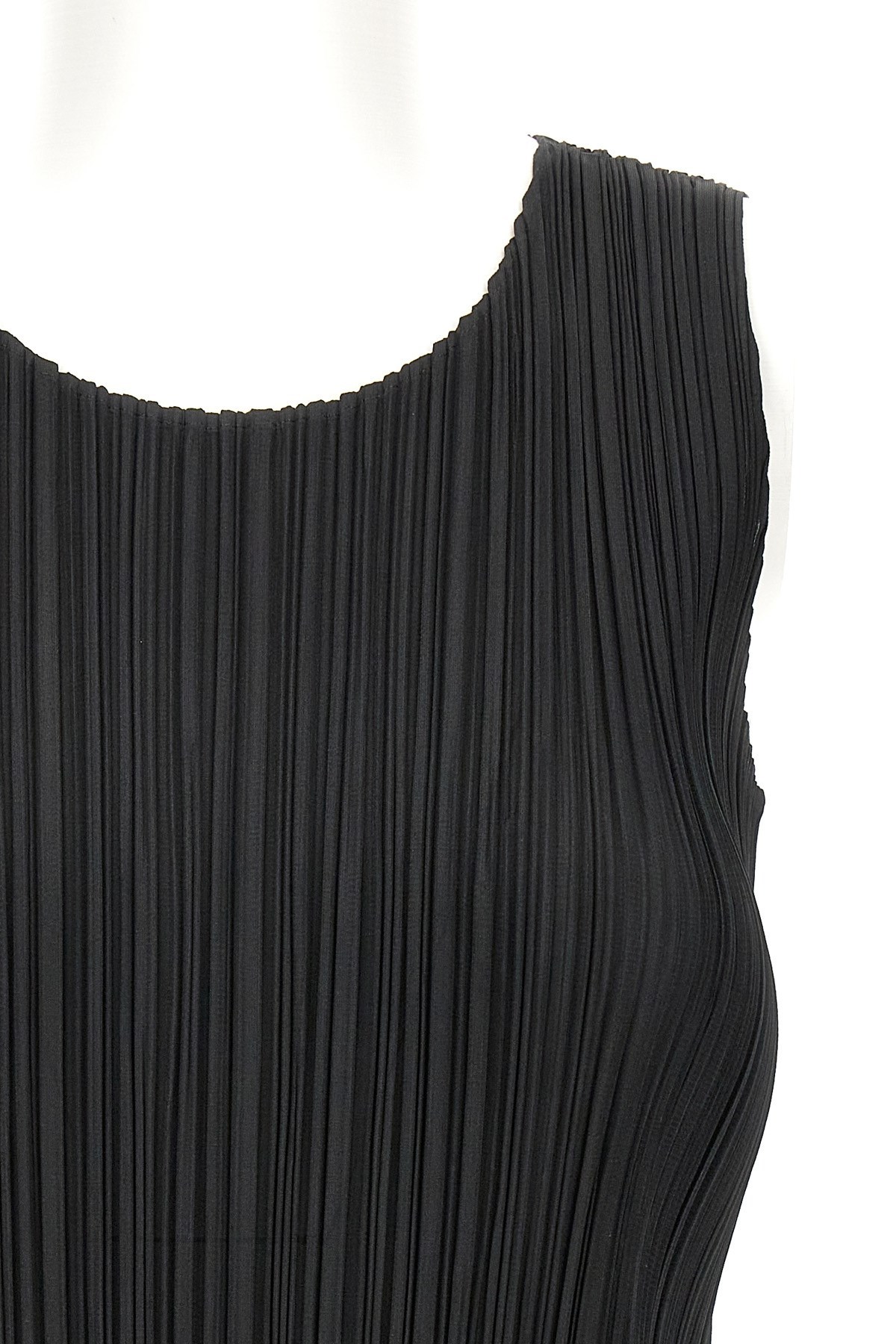 Issey Miyake Black Basics Tank Top In Black