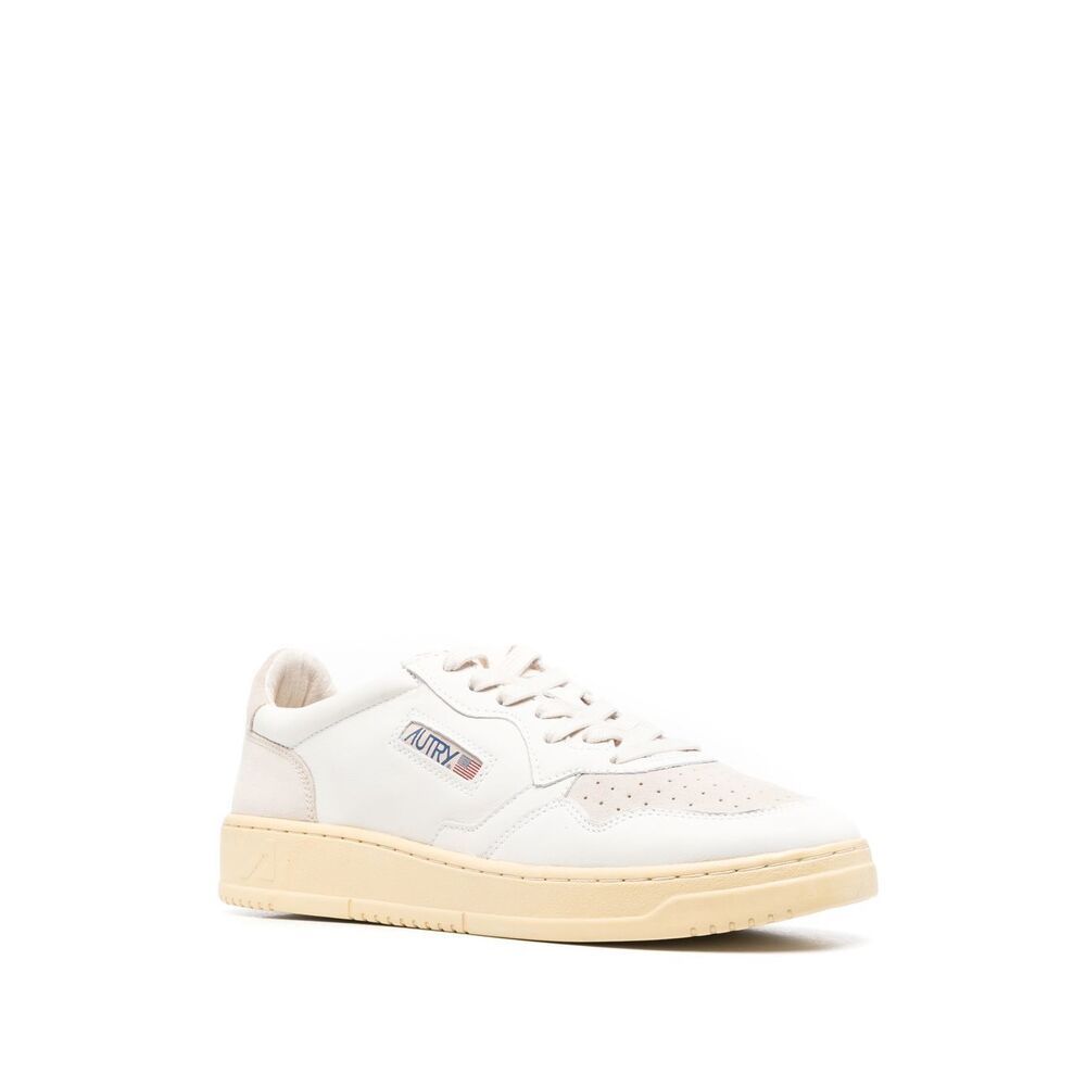 Autry Perforated Low-top Sneakers In White