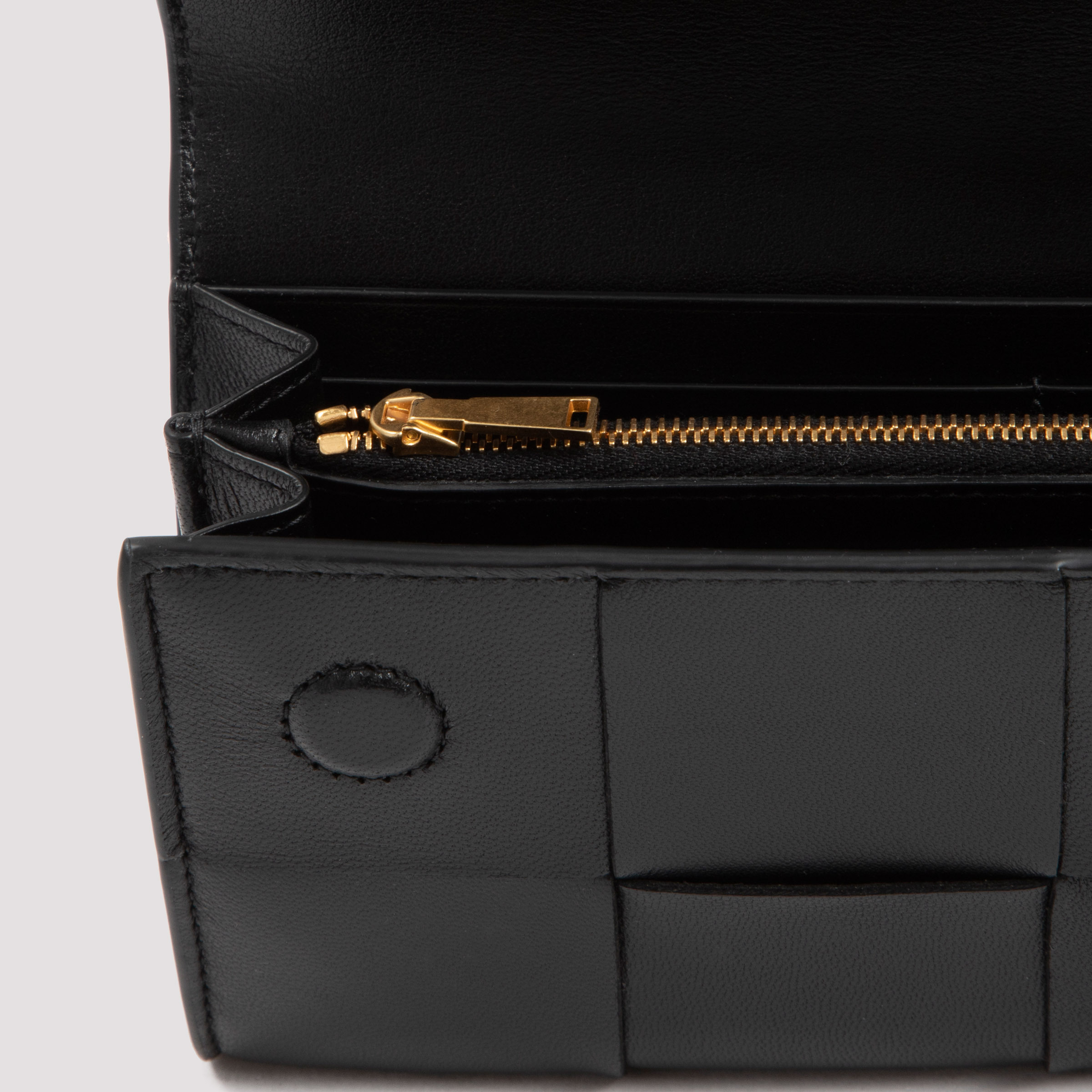 BOTTEGA VENETA MAXI INTRECCIATO WALLET